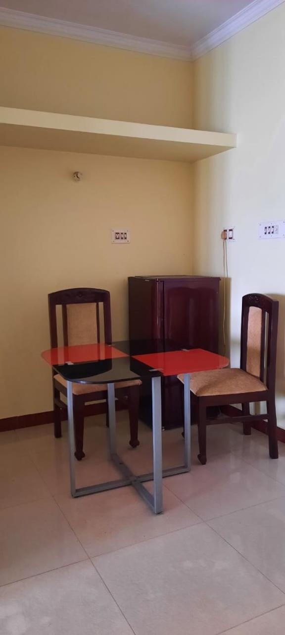Apartment Sathya Service *